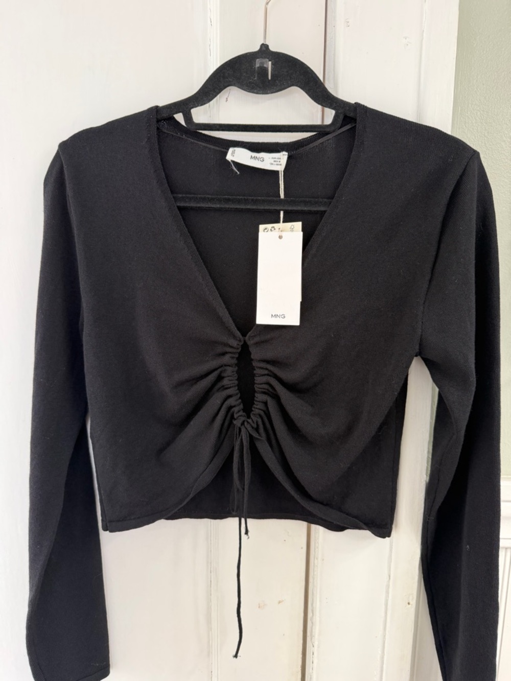Mango Black Ruched Front Long-Sleeve Crop Top - Medium